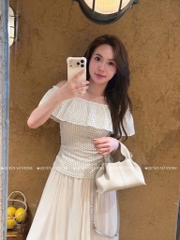 Áo thun trễ vai nhún eo