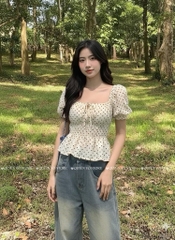 Áo nhún cổ vuông - chấm bi