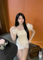 Áo nhún cổ vuông - Kem
