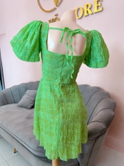 Đầm hoa nổi cột lưng - Xanh lá S