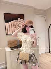 Áo thun trễ vai nhún eo