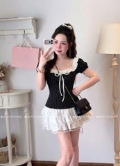 Áo thun cổ u bèo chấm bi