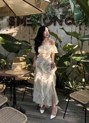 Đầm midi trễ vai kem