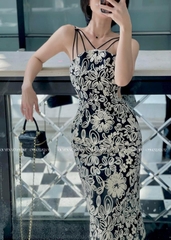 Đầm ren hoa chéo dây