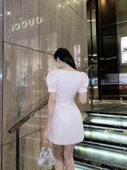 Đầm dạ nút vàng