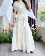 Set áo trắng trễ vai nhún chân váy midi đính hoa
