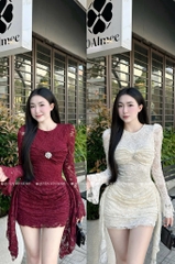 Đầm ren ôm body tay dài - Kem