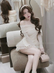 Set áo nude trễ vai x chân váy tầng