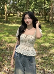 Áo nhún cổ vuông - chấm bi