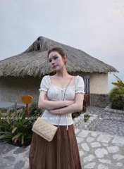 Áo thun v nơ