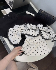 Set trễ vai áo chấm bi