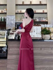 Đầm lụa lệch vai xếp ly eo - Đỏ