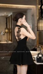 Đầm yếm phối ren lưng - Đen