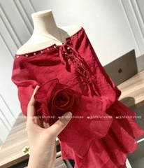 Set áo đỏ trễ vai quần short