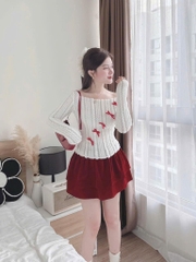 Set áo len lông bẹt vai đính nơ chân váy nhung