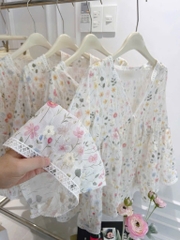 Set Babydoll hoa cổ V tay loe