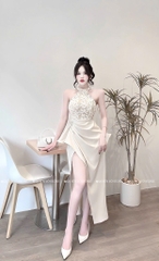 Đầm cổ yếm ren phối lụa ôm body - Kem