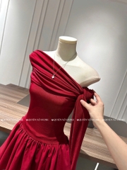 Đầm nhún lệch vai cột nơ - Đỏ