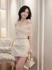 Set áo trễ vai bèo x chân váy