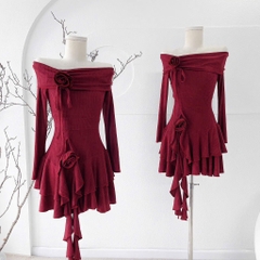 Đầm bẹt vai hai tầng đính hoa