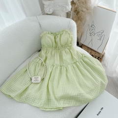 Đầm xanh lá 2 dây xích viền
