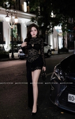 Đầm ôm body ren cổ cao - Trắng