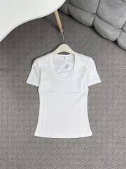 Áo thun cổ U - Form vừa