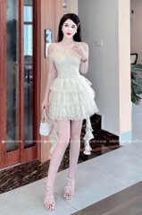 Đầm ren đính hoa tua
