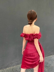Đầm voan đỏ bẹc vai