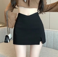 Chân váy ngắn chẻ v