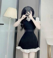 Đầm đen phối cổ sơ mi trắng