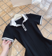 Đầm đen cổ polo viền