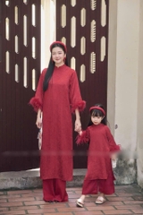 Set áo dài đỏ tay đính lông vũ