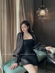 Đầm vuông tay phồng đính nơ đá - Đen - M eo 72