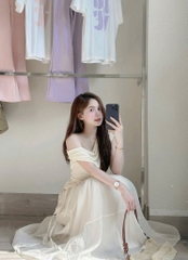 Set áo trắng trễ vai nhún chân váy midi đính hoa