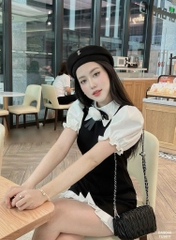 Đầm đen phối cổ sơ mi trắng