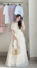 Set áo trắng trễ vai nhún chân váy midi đính hoa