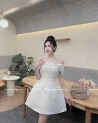 Đầm tafta đính hoa ngực