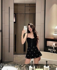 Set crop ren đen 2 dây chân váy hoa