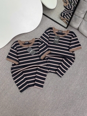 Áo thun sọc trơn - Form vừa