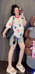 Set bộ áo thun thêu nhung chanel x quần jean