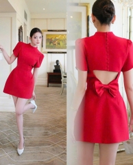 Đầm cổ tròn dáng A khoét lưng