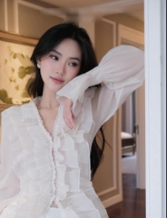 Set áo trắng bèo tầng x short trắng
