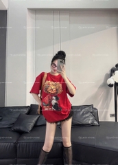 Áo thun cô gái tóc xù mèo