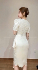 Đầm lụa phối ren hở vai