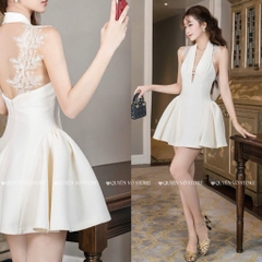 Đầm yếm phối ren lưng - Trắng