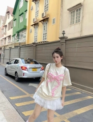 Áo thun nơ thêu nổi