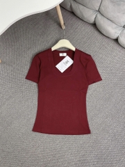 Áo thun cổ U - Form vừa