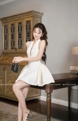 Đầm yếm phối ren lưng - Trắng