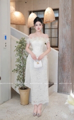 Đầm ren ôm body trễ vai đính hoa